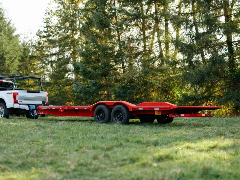 Red 2027 Diamond C HXD 24 foot gravity tilt equipment trailer, photo 5