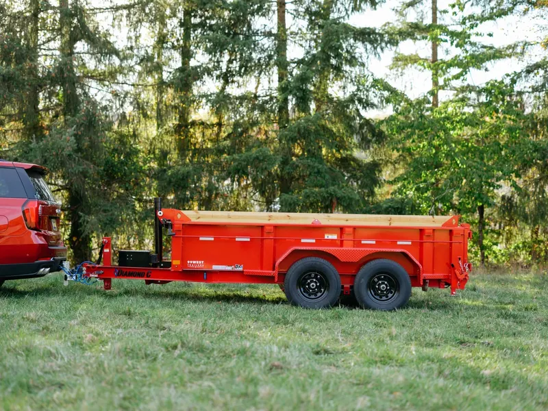 Red 2027 Diamond C MDT 12 foot dump trailer, photo 10